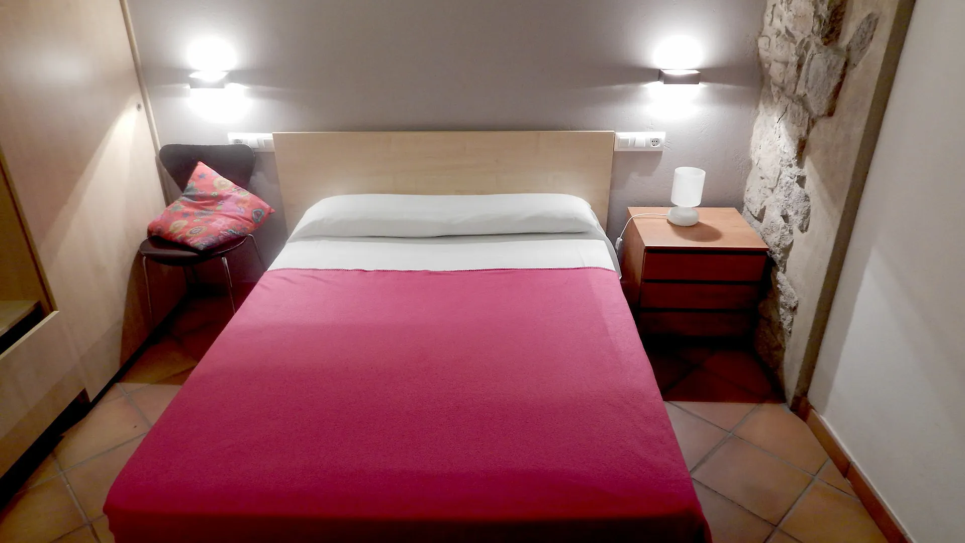 Apartment Loft Muralla Girona